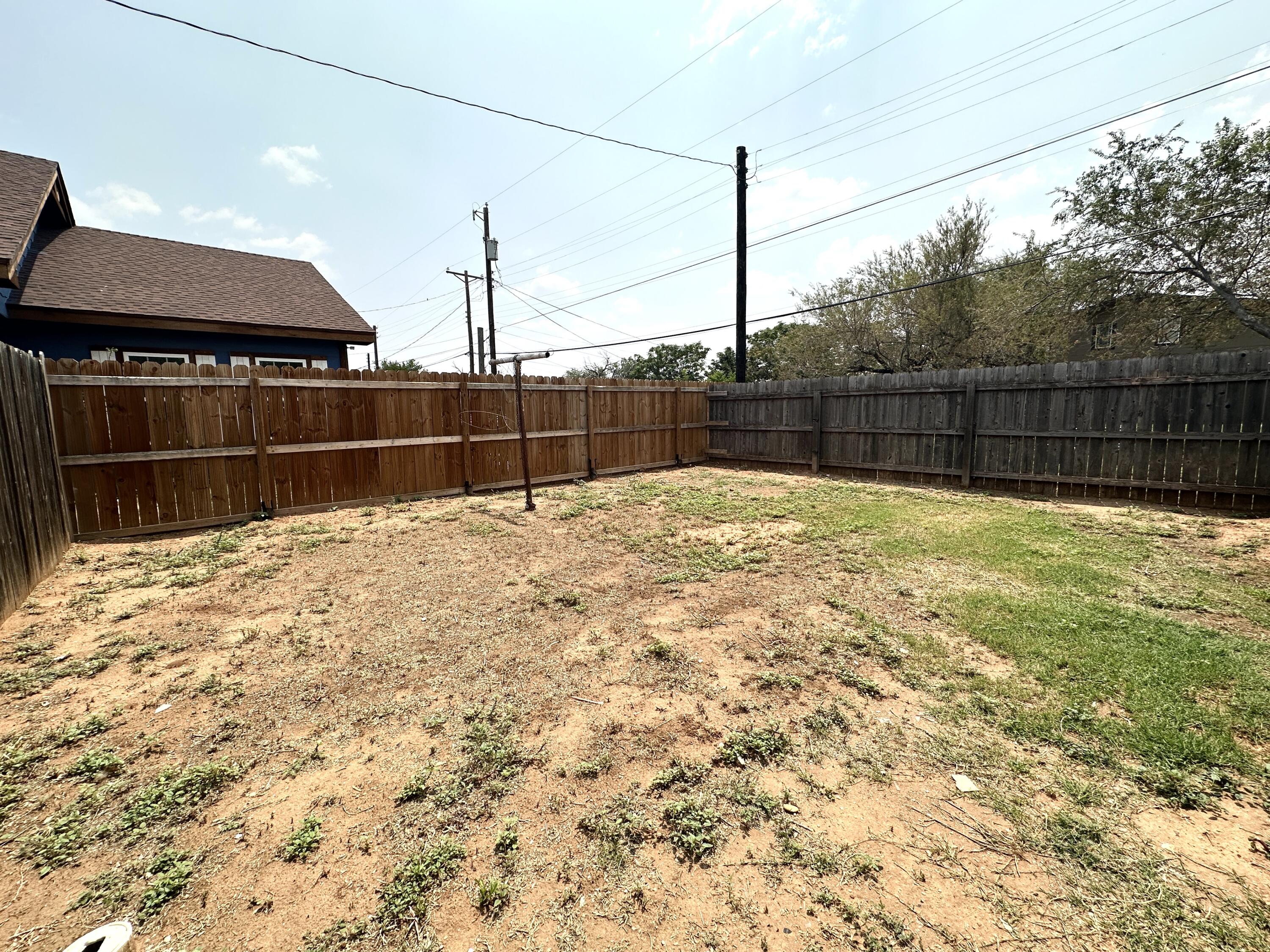 320 North Flint Avenue Lubbock, TX 79415 - Photo 5 of 6 IMG_3185