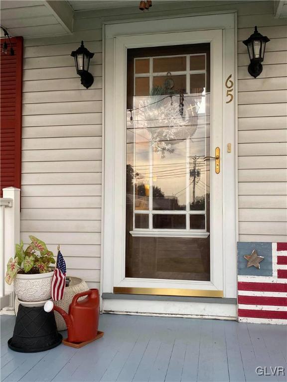 65 East Lawn Road Nazareth, PA 18064 - Photo 3 of 22 Gallery Image 3
