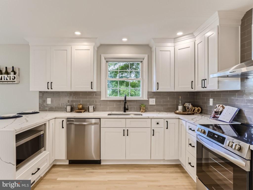 28 Windemere Parkway Phoenix, MD 21131 - Photo 11 of 28