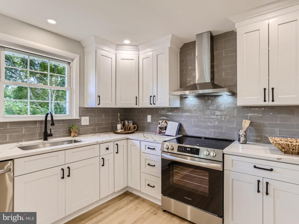 28 Windemere Parkway Phoenix, MD 21131 - Photo 10 of 28