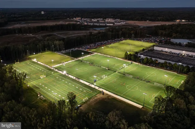 $729,900 | 16013 Hyde Park Place, Bowie, MD 20716