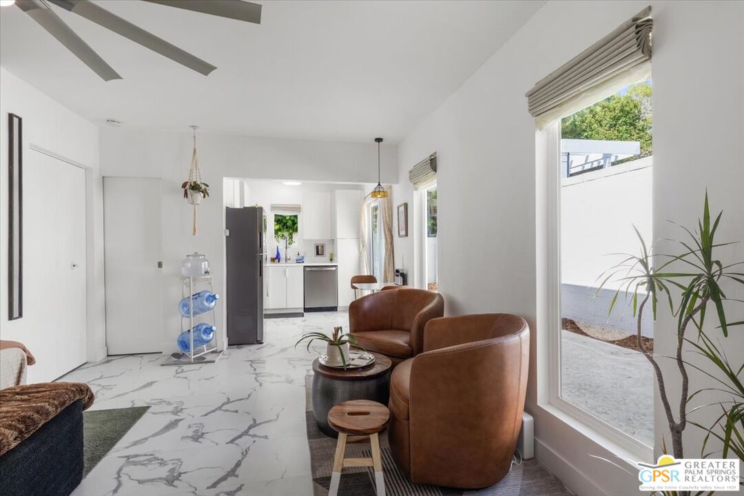 314 East Stevens Road, Unit 10 Palm Springs, CA 92262 - Photo 9 of 25 Gallery Image 9