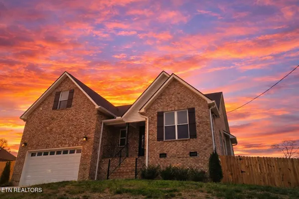 $690,000 | 8017 Little Joe Road, Powell, TN 37849