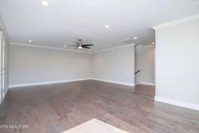 $690,000 | 8017 Little Joe Road, Powell, TN 37849