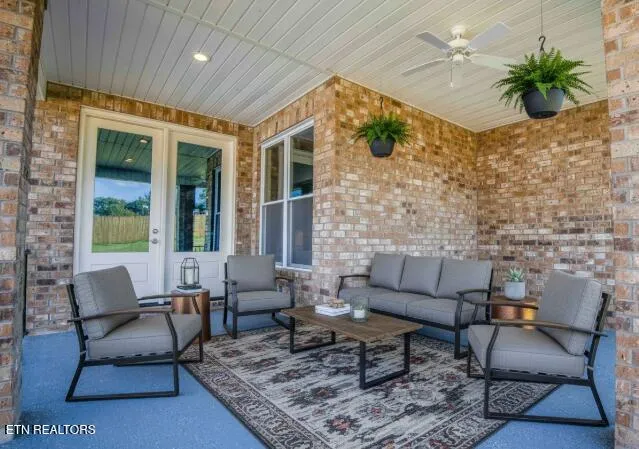 $690,000 | 8017 Little Joe Road, Powell, TN 37849