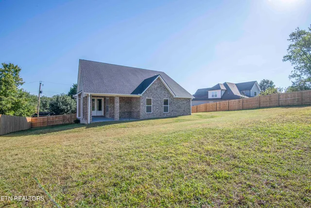 $690,000 | 8017 Little Joe Road, Powell, TN 37849