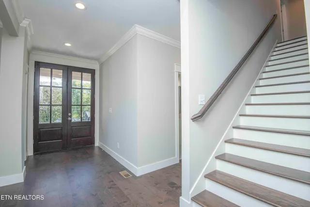 $690,000 | 8017 Little Joe Road, Powell, TN 37849