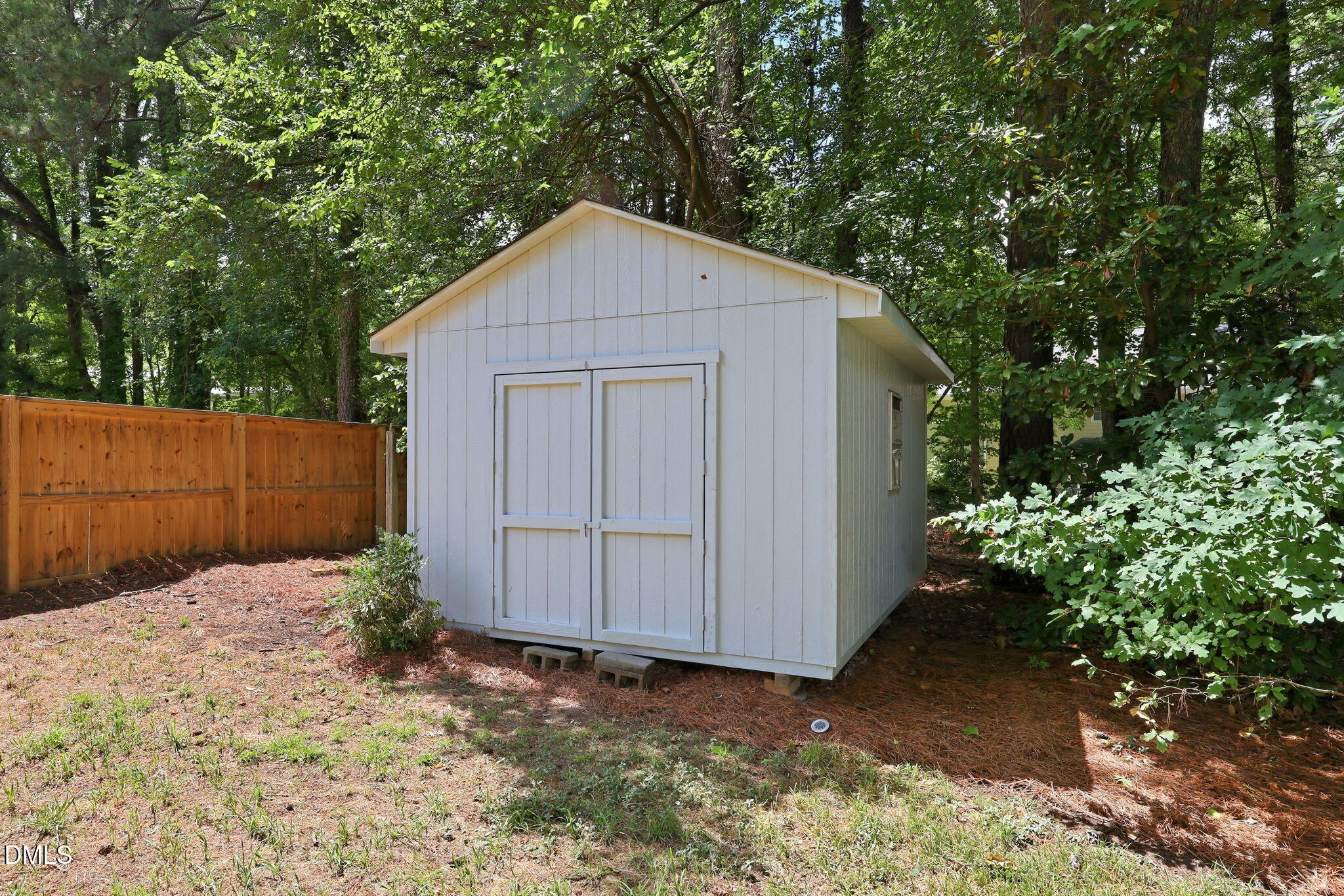 8801 Mansfield Drive Raleigh, NC 27613 - Photo 47 of 55
