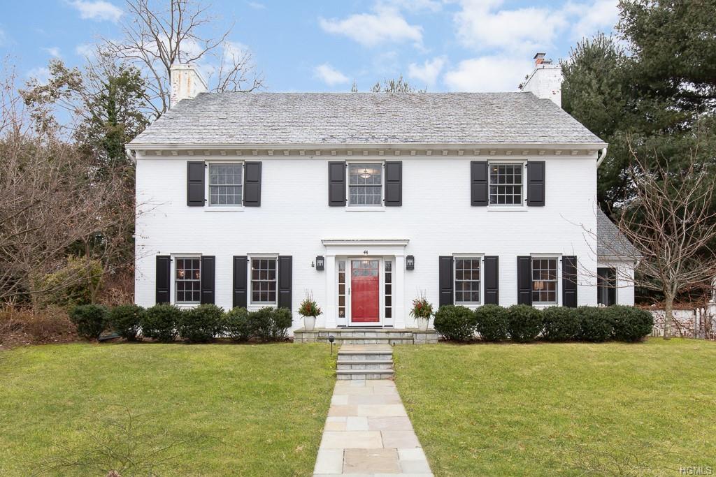 44 Lockwood Road Scarsdale, NY 10583 - Photo 1 of 1