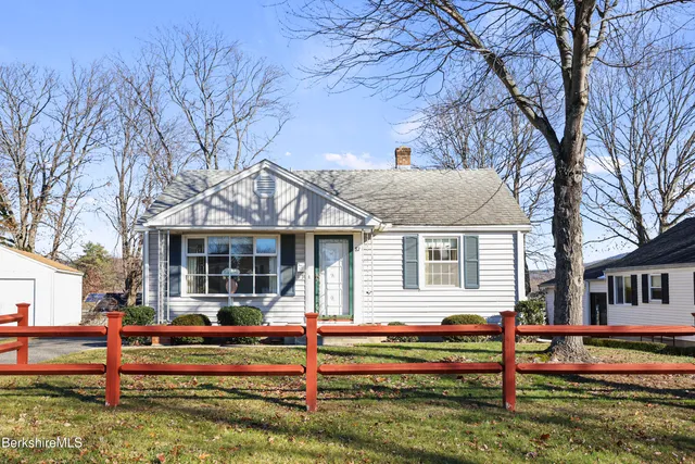 $249,900 | 87 Maryland Avenue, Pittsfield, MA 01201