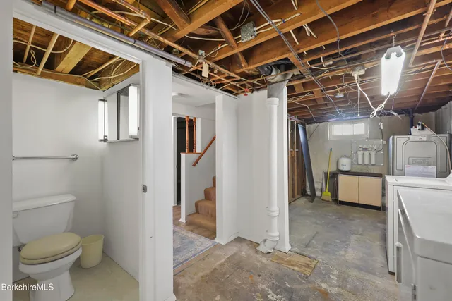 $249,900 | 87 Maryland Avenue, Pittsfield, MA 01201