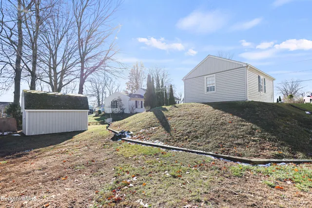 $249,900 | 87 Maryland Avenue, Pittsfield, MA 01201