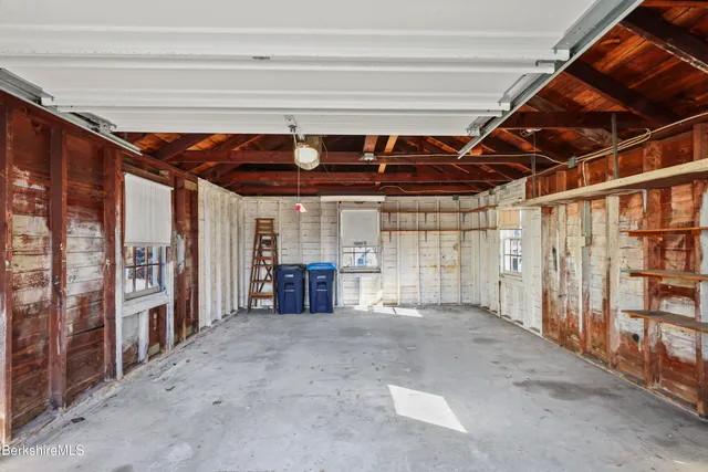 $249,900 | 87 Maryland Avenue, Pittsfield, MA 01201