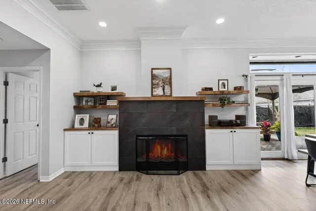 $399,900 | 8783 Nature View Lane West, Jacksonville, FL 32217