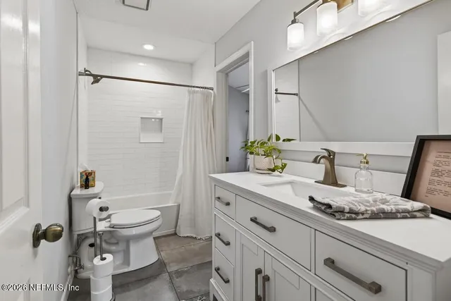 $399,900 | 8783 Nature View Lane West, Jacksonville, FL 32217