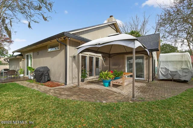 $399,900 | 8783 Nature View Lane West, Jacksonville, FL 32217