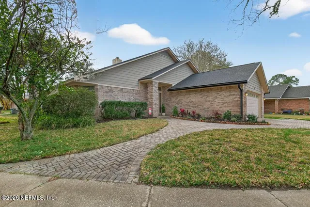 $399,900 | 8783 Nature View Lane West, Jacksonville, FL 32217