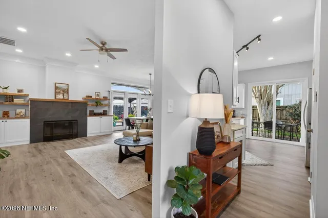 $399,900 | 8783 Nature View Lane West, Jacksonville, FL 32217