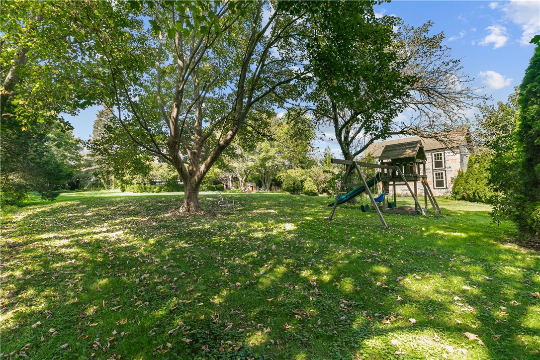 1047 East Main Road Portsmouth, RI 02871 - Photo 50 of 50 Yard