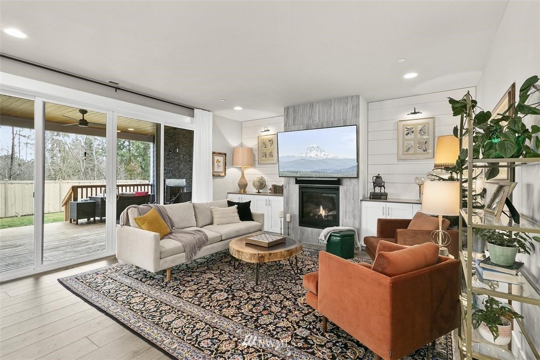 7708 Connells Prairie Road Bonney Lake, WA 98391 - Photo 12 of 40 Gallery Image 12