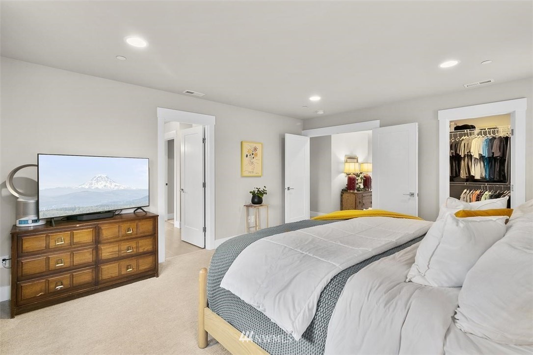 7708 Connells Prairie Road Bonney Lake, WA 98391 - Photo 19 of 40 Gallery Image 19