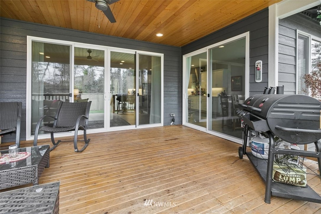 7708 Connells Prairie Road Bonney Lake, WA 98391 - Photo 34 of 40 Gallery Image 34