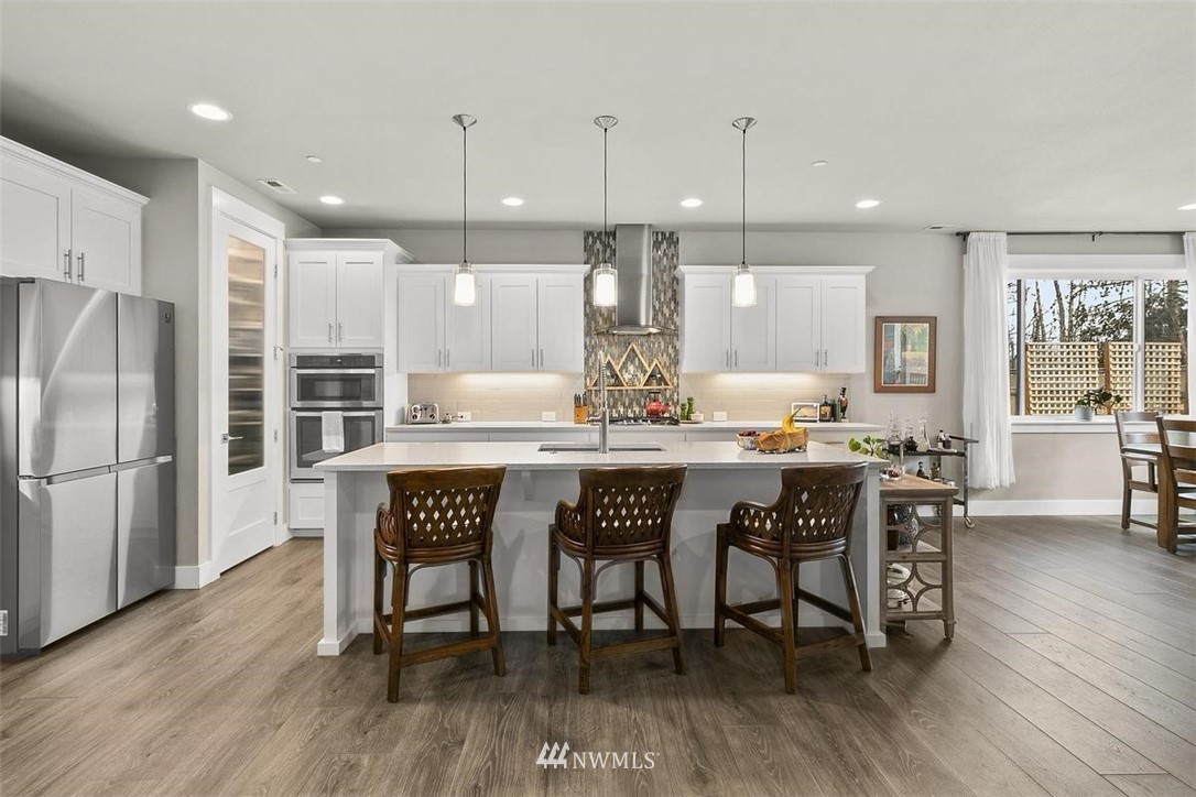 7708 Connells Prairie Road Bonney Lake, WA 98391 - Photo 5 of 40 Gallery Image 5