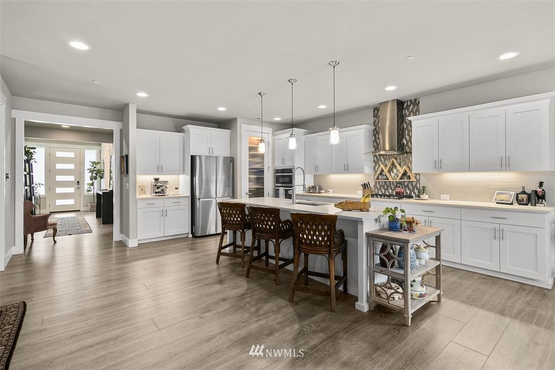 7708 Connells Prairie Road Bonney Lake, WA 98391 - Photo 6 of 40 Gallery Image 6