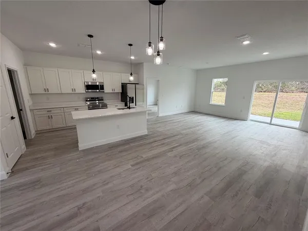 $2,000 | 2670 162nd Lane, Unit 2670, Ocala, FL 34473