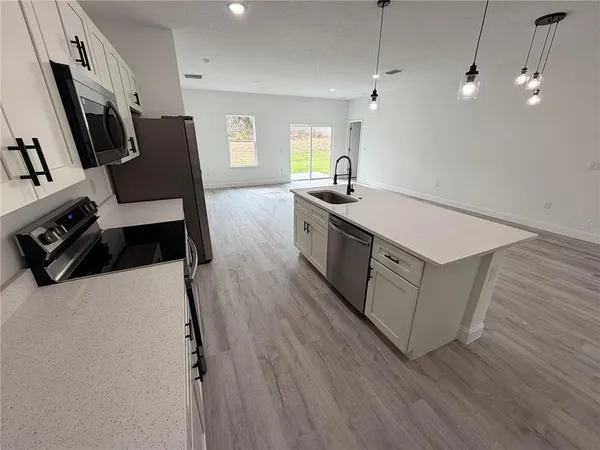 $2,000 | 2670 162nd Lane, Unit 2670, Ocala, FL 34473