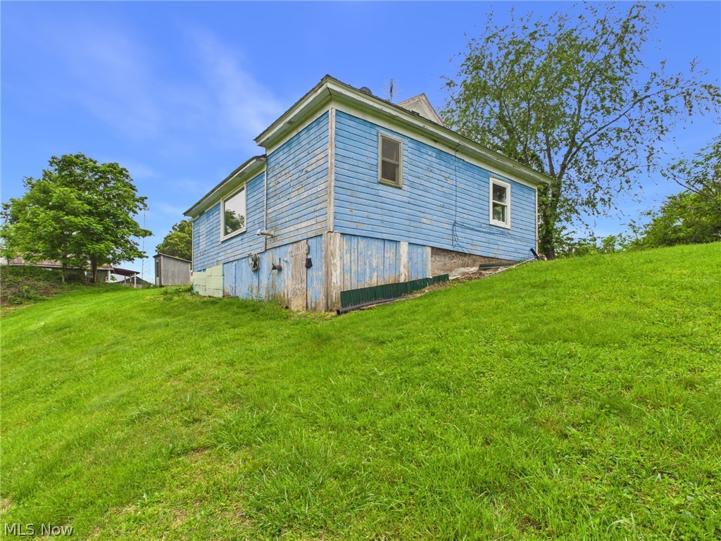 1086 Pleasant Ridge Road Sistersville, WV 26175 - Photo 33 of 40