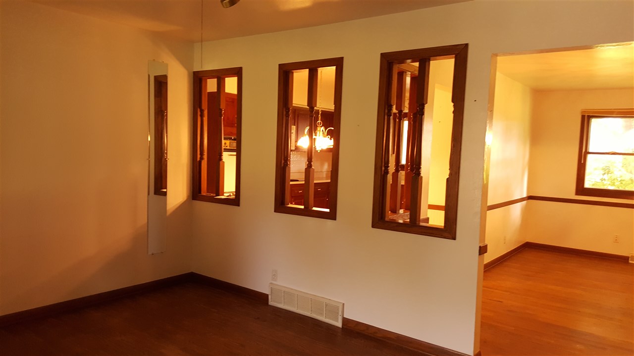 6363 Blackhawk Road Cherry Valley, IL 61016 - Photo 3 of 25 Gallery Image 3