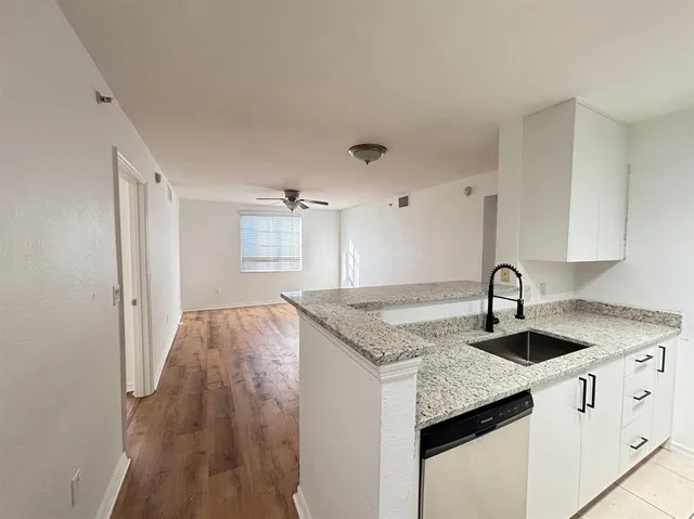 $2,500 | 6768 Heritage Grande, Unit 7304, Boynton Beach, FL 33437