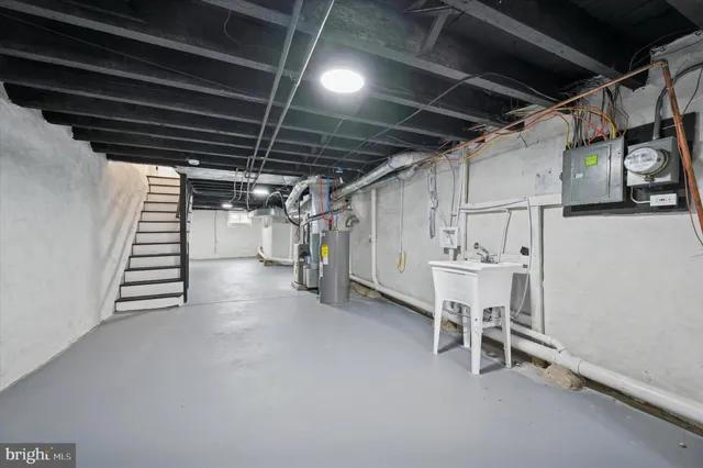 $229,900 | 5608 Thomas Avenue, Philadelphia, PA 19143