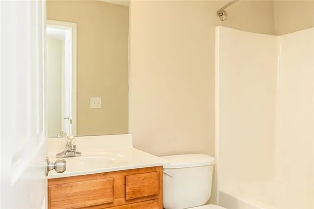 $319,000 | 2031 Lakeshore Overlook Drive, Kennesaw, GA 30152