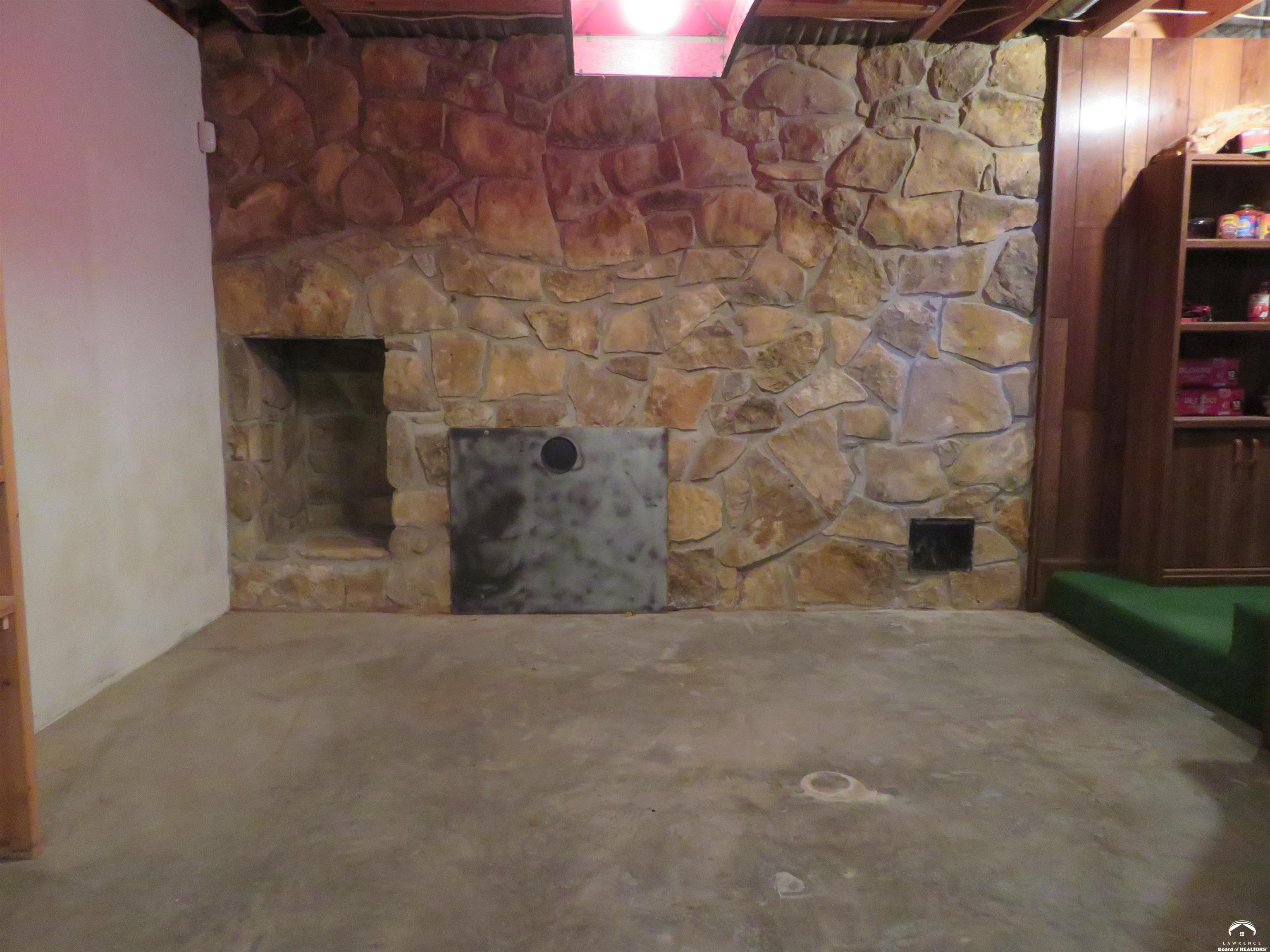 7607 Ferguson Road Ozawkie, KS 66070 - Photo 48 of 98 Gallery Image 48