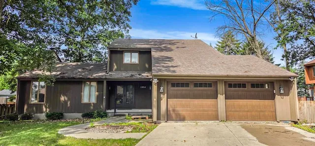 $314,900 | 1354 Mayer Street, Menasha, WI 54952