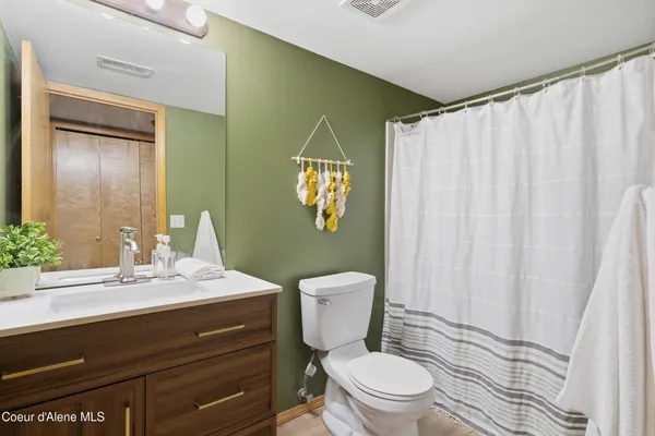 $615,000 | 1049 North Bainbridge Street, Post Falls, ID 83854