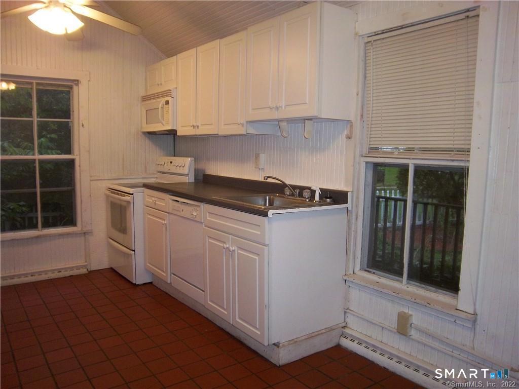 12 Bluff Road West Ledyard, CT 06335 - Photo 3 of 12