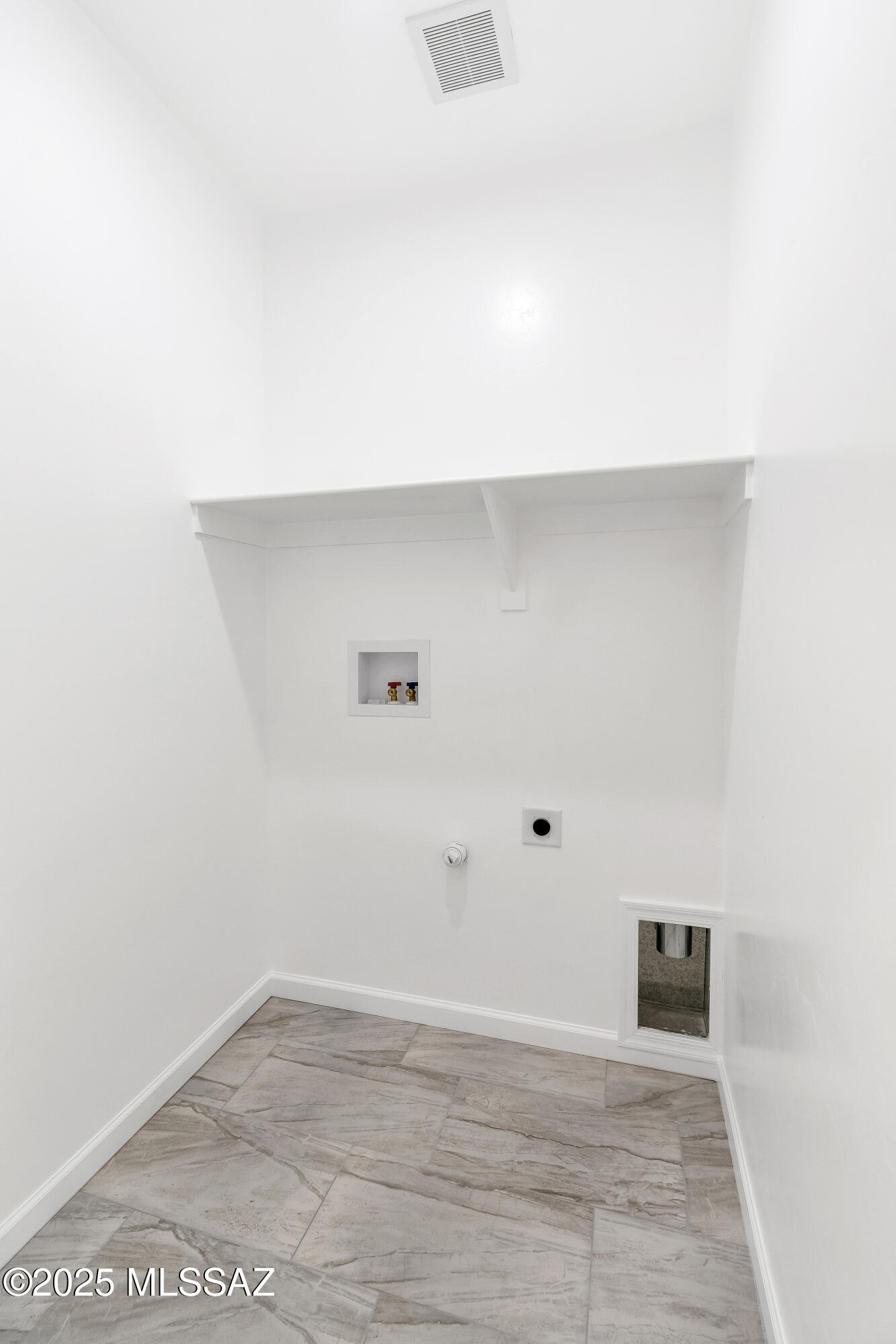 582 Judit Court Rio Rico, AZ 85648 - Photo 18 of 40