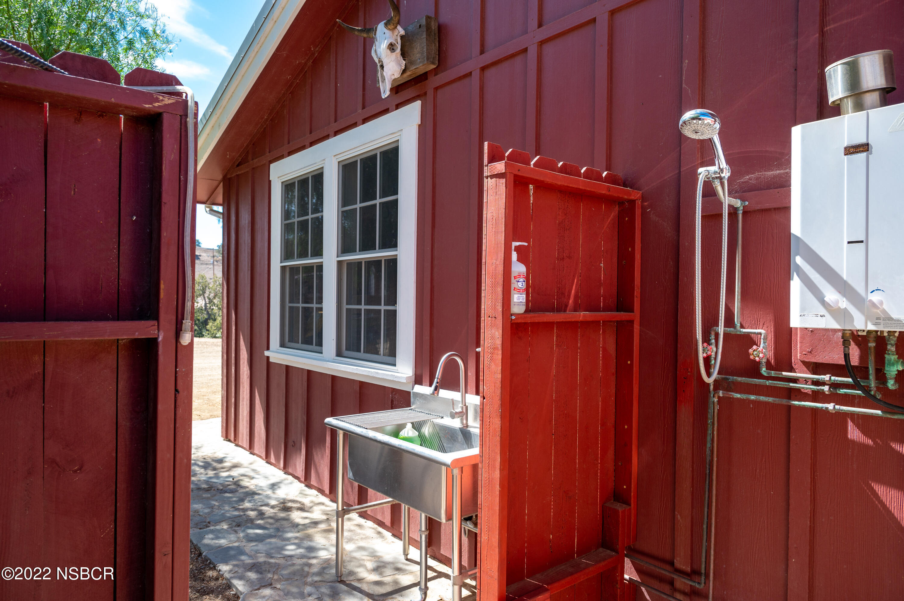 2023 Random Oaks Road Solvang, CA 93463 - Photo 22 of 32 2023-random-oaks-drive-solvang-ca-23