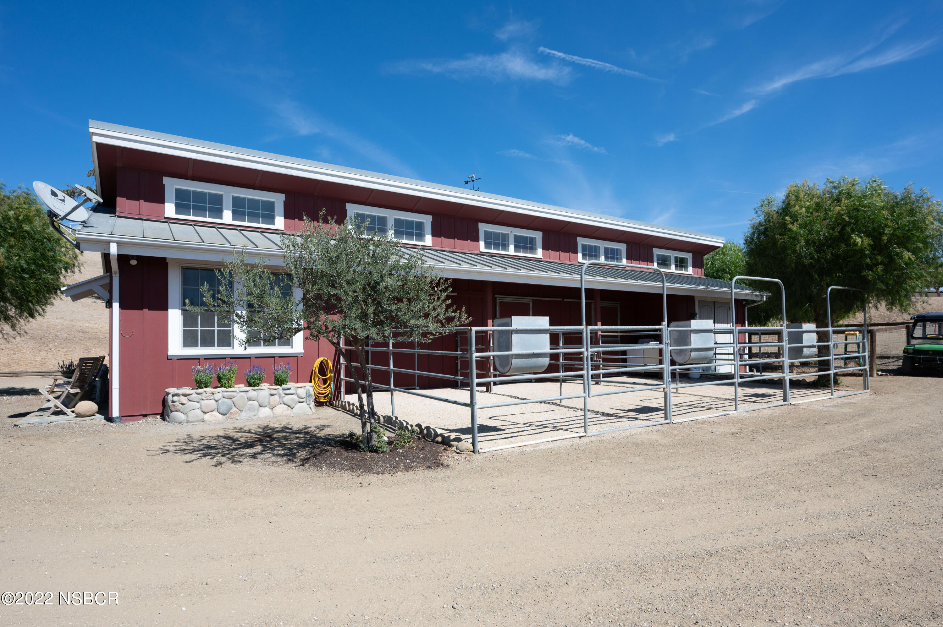 2023 Random Oaks Road Solvang, CA 93463 - Photo 26 of 32 2023-random-oaks-drive-solvang-ca-28