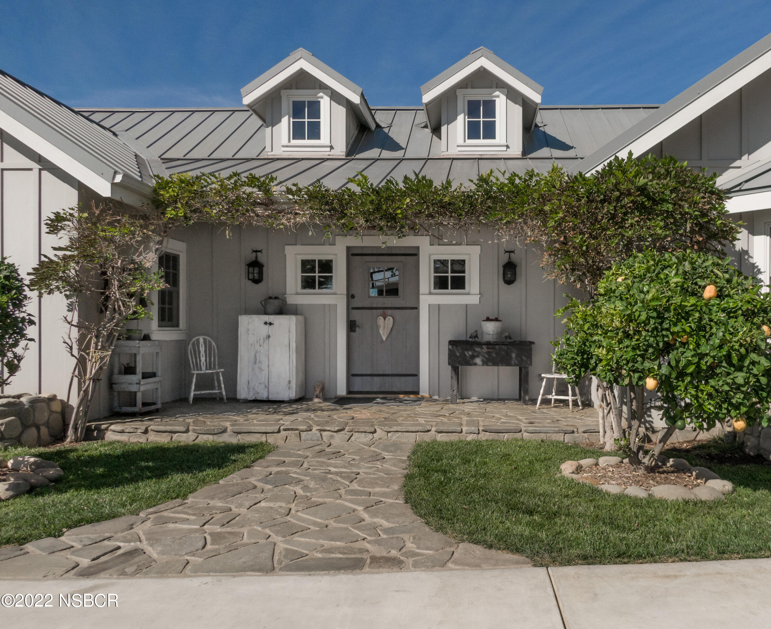 2023 Random Oaks Road Solvang, CA 93463 - Photo 5 of 32 2023-random-oaks-drive-solvang-ca-18