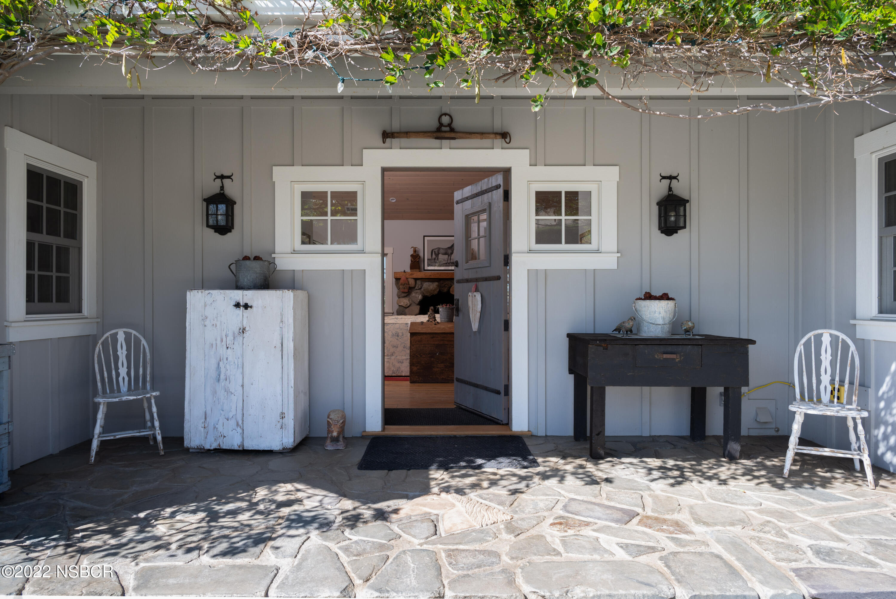 2023 Random Oaks Road Solvang, CA 93463 - Photo 6 of 32 2023-random-oaks-drive-solvang-ca-17