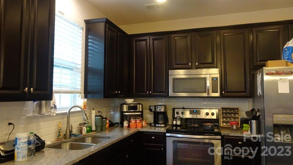 207 Waterlynn Ridge Road, Unit C Mooresville, NC 28117 - Photo 5 of 10 Gallery Image 5