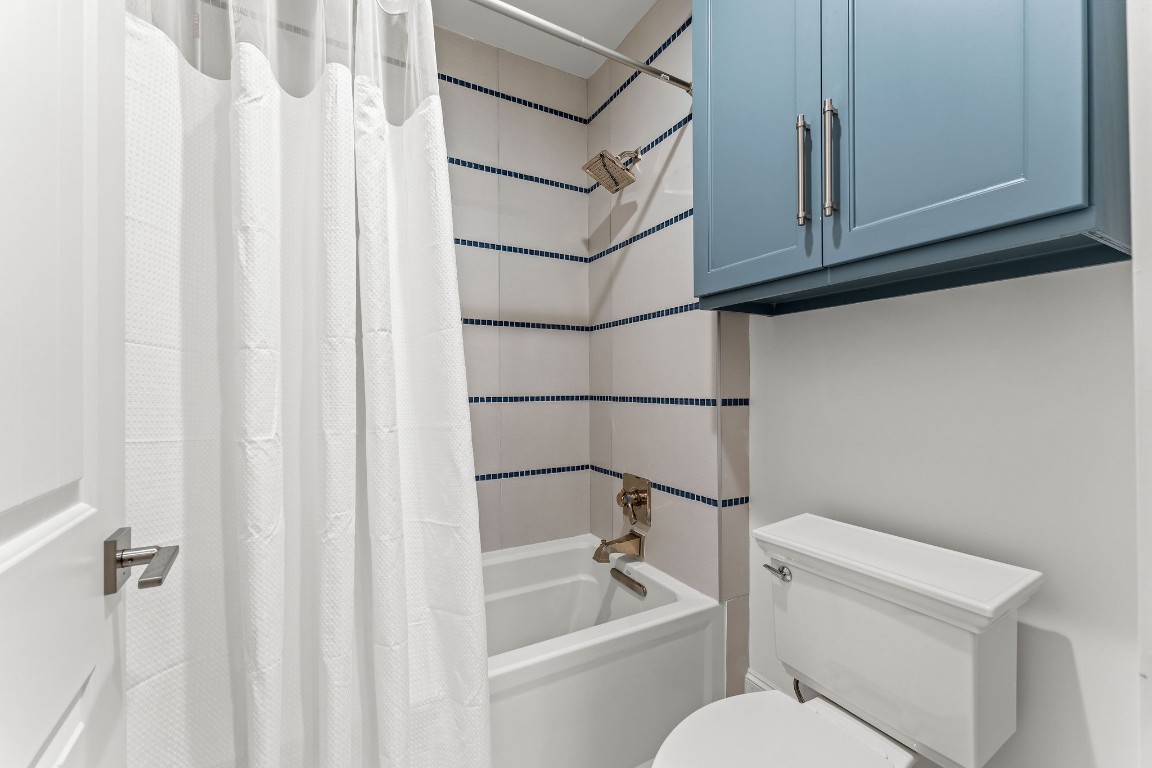 426 Marshall Street Houston, TX 77006 - Photo 24 of 44