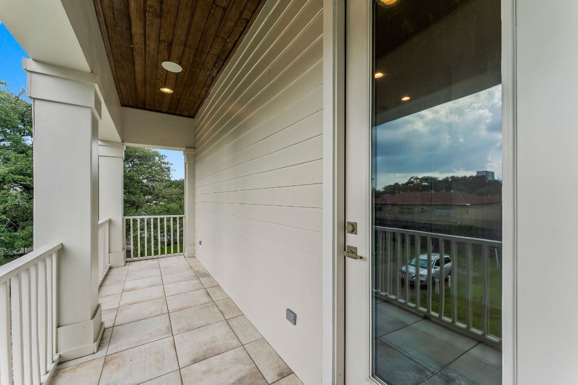 426 Marshall Street Houston, TX 77006 - Photo 28 of 44