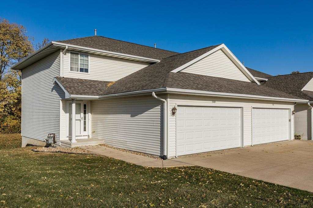 3509 Stoney Point Road Southwest Cedar Rapids, IA 52404 - Photo 1 of 34 Gallery Image 1