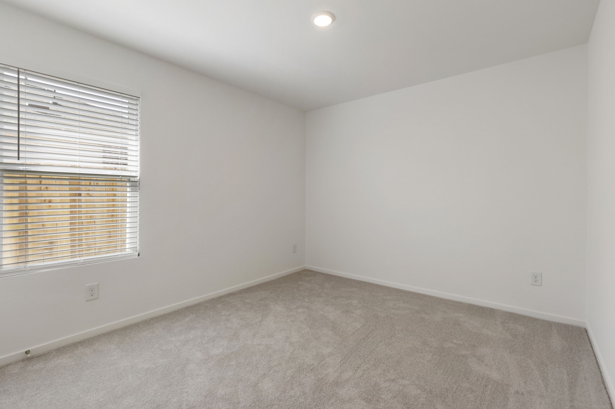 490 Southern Magnolia Way Magnolia, TX 77354 - Photo 18 of 25 an empty room with a window