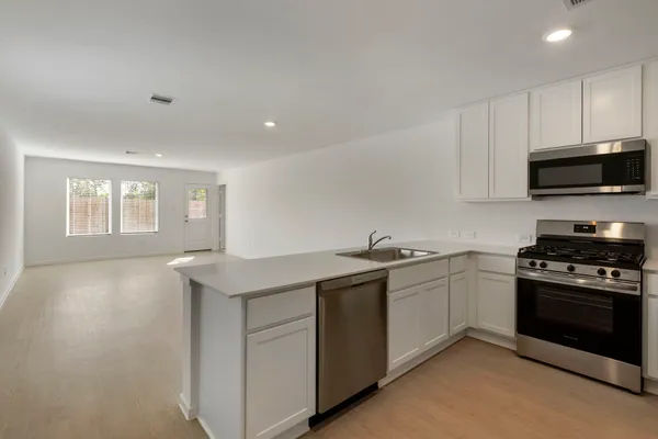 $1,800 | 490 Southern Magnolia Way, Magnolia, TX 77354